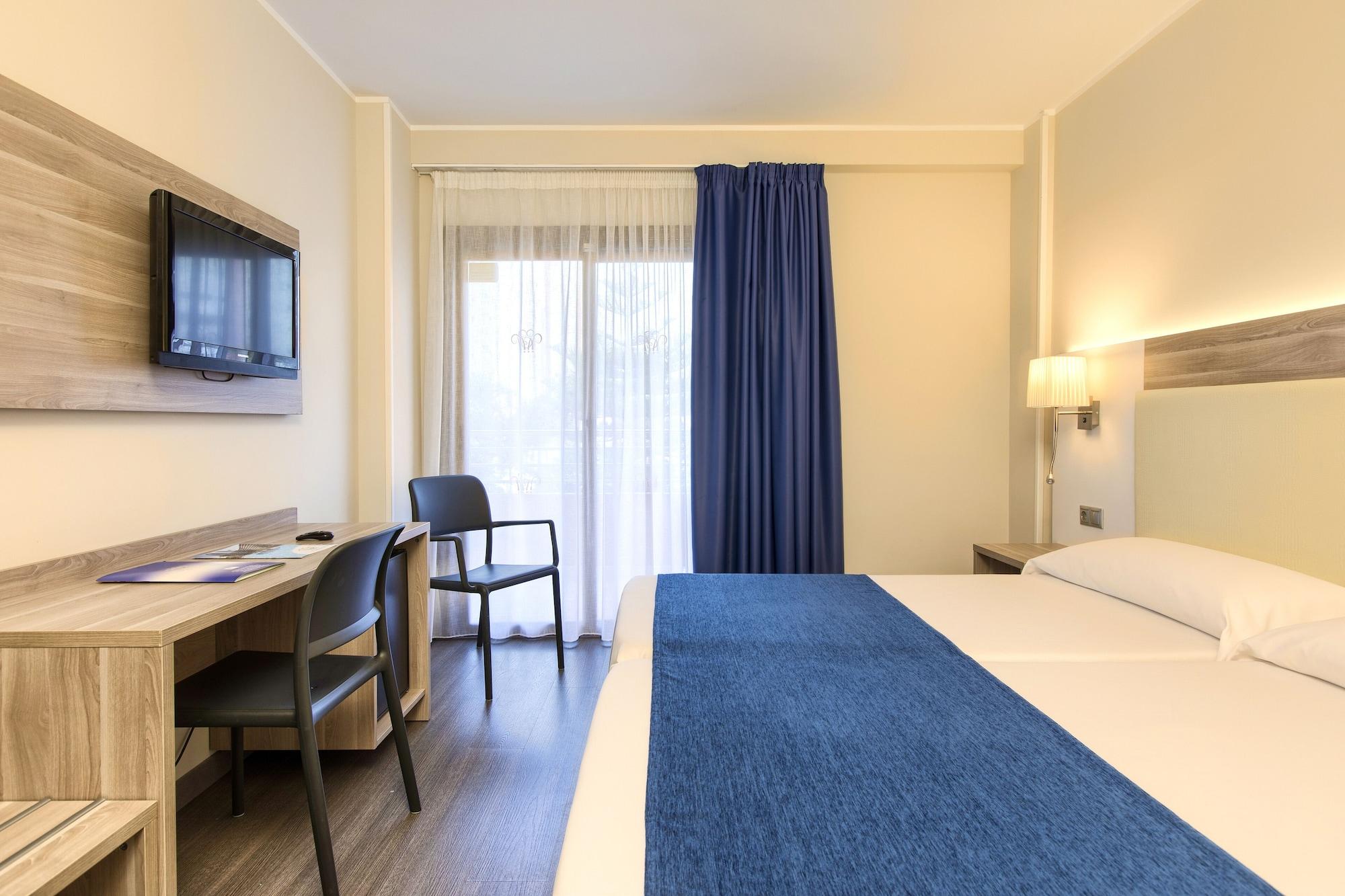 Hotel Benidorm East By Pierre & Vacances Екстер'єр фото